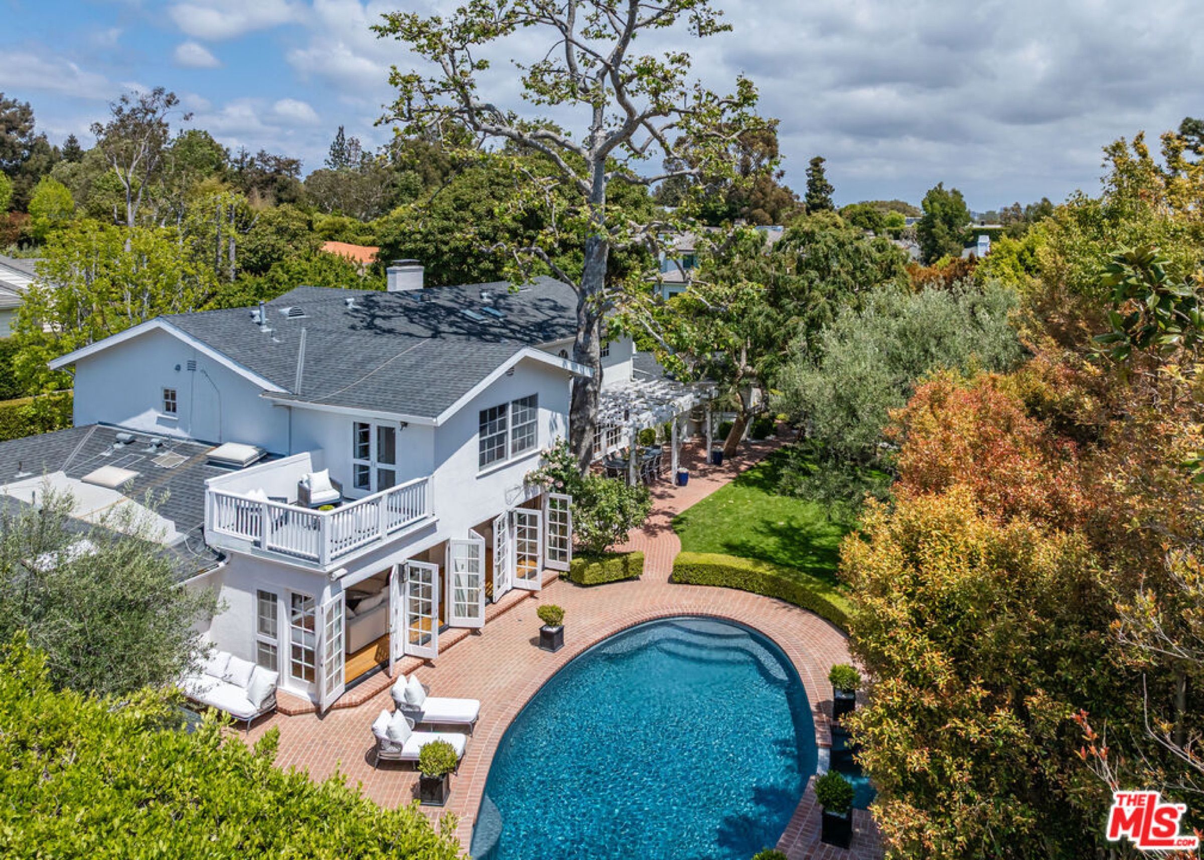 Exterior of 13600 Romany Dr, Pacific Palisades, a Carolwood Estates listing