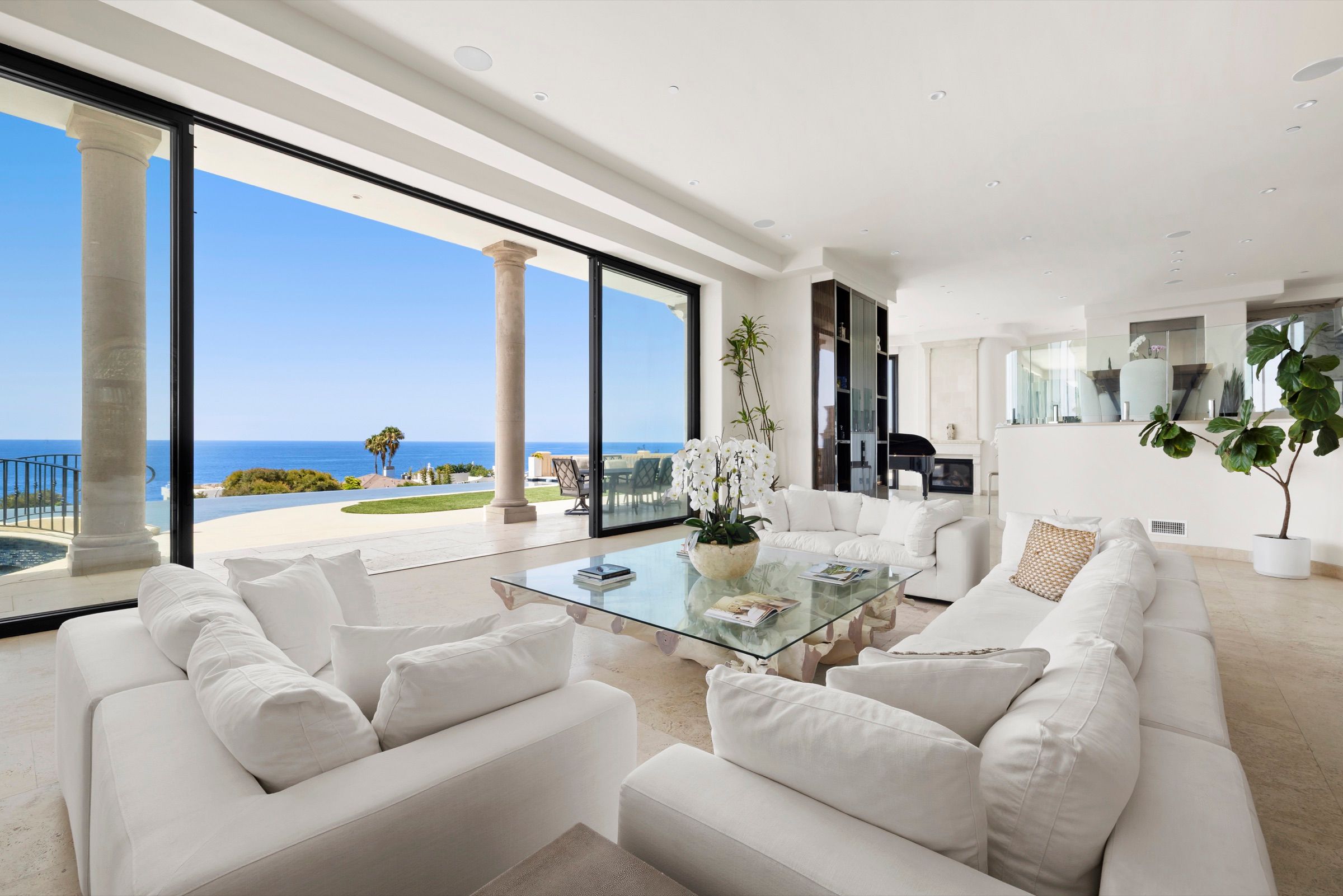 Interior or garden of 22435 Pacific Coast Hwy, Malibu, a Carolwood Estates listing