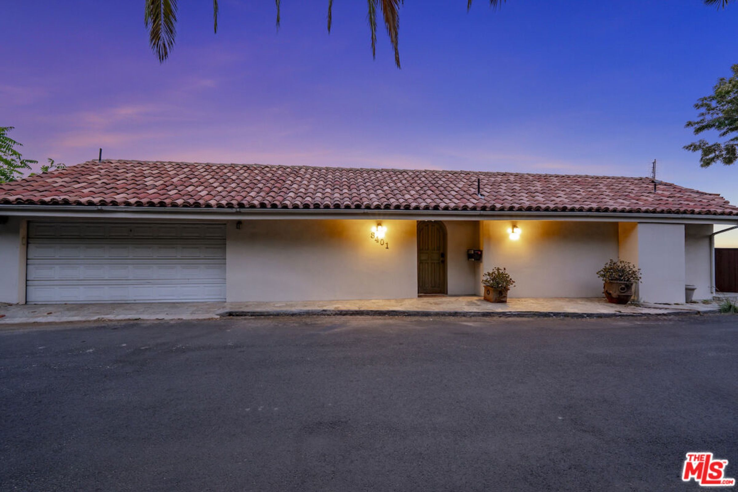 Interior or garden of 8401 Hillside Ave, Los Angeles, a Carolwood Estates listing